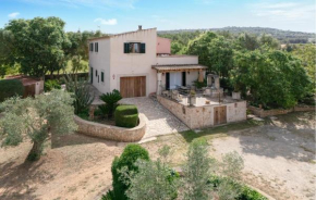 Stunning Home In Manacor